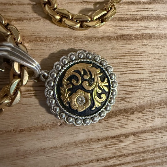 Heavy Two-tone gold and silver pendant and Necklace - Picture 2 of 7